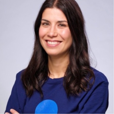 Dr Luana Nunes